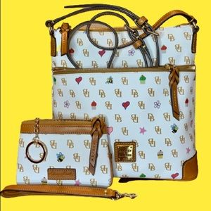 Women’s crossbody Dooney & Bourke